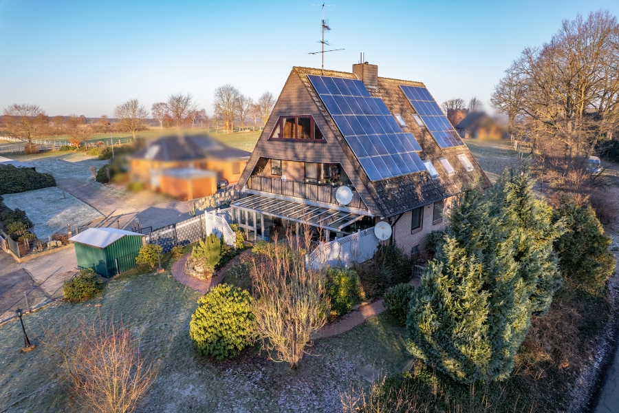 Mehrfamilienhaus mit drei Wohneinheiten in Eyendorf 21376 Eyendorf, Mehrfamilienhaus