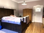 Schlafzimmer EG - Charmantes Anwesen auf dem Lande – 8 Zimmer voller Möglichkeiten