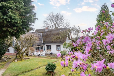 Grundstück mit Altbestand!, 21217 Seevetal, Wohngrundstück