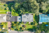 Vogelperspektive - Bungalow mit Seeblick!