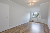 Zimmer 2 OG - Reihenmittelhaus mit Wohlfühlcharakter!