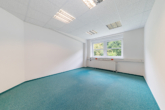 Büro 2 - Theorie und Praxis unter einem Dach!