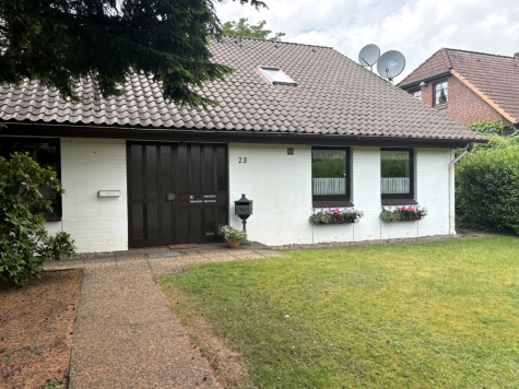 Zentral aber ruhig gelegen, 21423 Winsen (Luhe), Dachgeschosswohnung