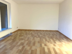 Wohnzimmer - Ihr neues Zuhause: sanierte Wohnung mit Balkon