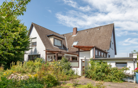 Zweifamilienhaus – mit Baupotential im Garten, 21435 Stelle / Ashausen, Zweifamilienhaus