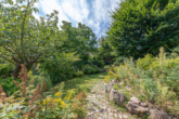 Garten - Zweifamilienhaus – mit Baupotential im Garten
