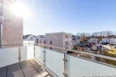 Balkon mit Überblick - Seniorengerechte Wohnung – jetzt bezugsfertig
