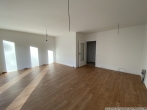 Wohnzimmer - Jetzt barrierearm wohnen! Dies ist die letzte 3-Zimmer-Wohnung im Neubau