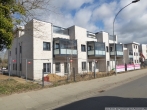 Straßenansicht - Ganz oben mit Dachterrasse