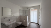 Duschbad - Attraktive Wohnung mit Garten in Ashausen