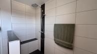 Dusche - Exklusive Dachgeschosswohnung mit Panoramablick und Sonnenbalkon