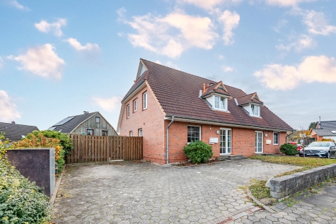 Dachgeschosswohnung in gepflegter Wohnanlage!, 21266 Jesteburg, Etagenwohnung