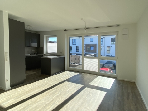 Moderne Wohnung mit sonnigem Balkon, 21423 Winsen (Luhe), Etagenwohnung