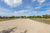 Beleuchteter Reitplatz - Der Traum vom eigenen Pferdehof?