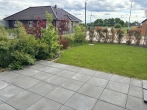 Terrasse mit Garten - Willkommen Zuhause: Moderne Doppelhaushälfte in Elbdeich-Nähe!