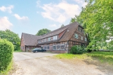 Mitarbeiter Parkplatz - Gastronomie direkt an der Heide