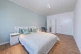 Schlafzimmer - Kurzfristig fertig, zeitnah einziehen: Jetzt eine der letzten Seniorenwohnungen sichern!
