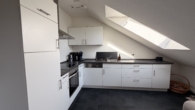 Offene Küche - Schöne Aussicht in idyllischer Lage: Moderne 3-Zimmer-Wohnung