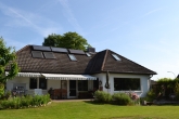 Terrasse - Großzügig, grün, ganz privat – Bungalow mit Bauplatz!