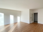Offenes Wohnzimmer - Ihr neues Zuhause: Neubauwohnung mit modernstem Komfort und hochwertiger Ausstattung